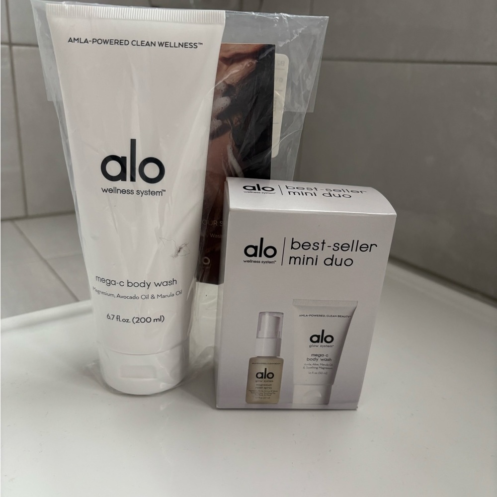 ALO Yoga Body Wash Mega C and Skincare Duo Body wash mega C  & Magnesium Spray